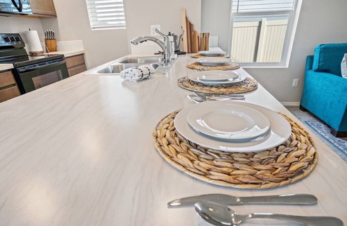Caldwell House | ♥️ of Caldwell★KingBed★Fast Wifi★5min>I84★