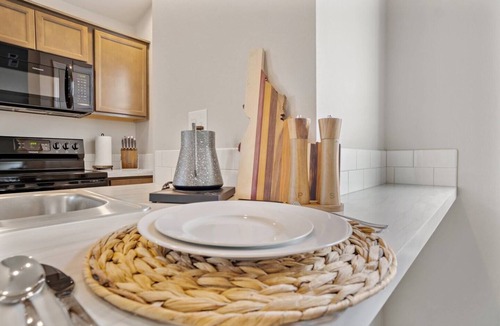 Caldwell House | ♥️ of Caldwell★KingBed★Fast Wifi★5min>I84★