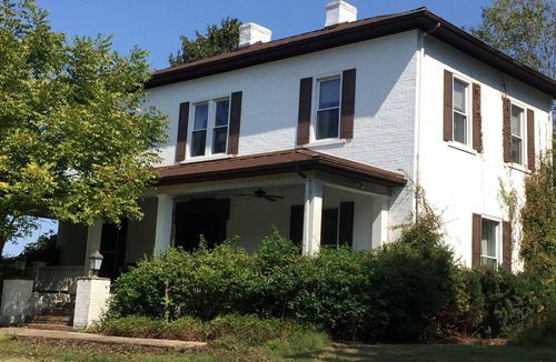 Scottown House | Ohio River Manor House Experience the peace and quiet of a country residence!