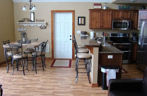 Spirit Lake Cabin | Okoboji Relaxing Getaway! Spectacular View! Vacation Cabin In Bridges Bay Resort