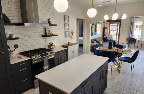 Coronado House | Old home, New Style, Hot Tub PHX!