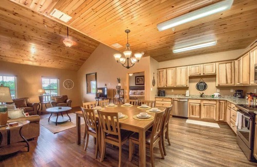 Gruene Condo | OM A14 Gruene Bridge Bungalow at Old Mills Resort