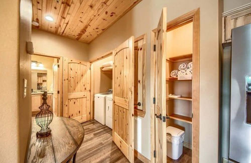 Gruene Condo | OM A9 Gruene Mill Inn at Old Mills Resort