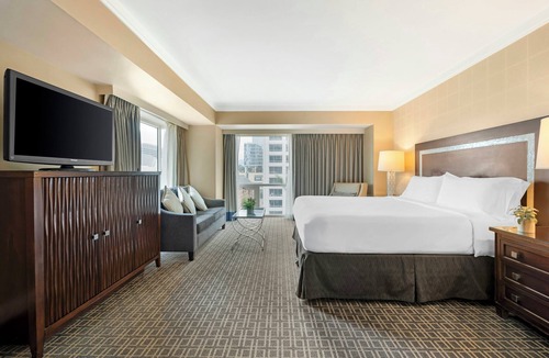 Bunker Hill Hotel | Omni Los Angeles Hotel at California Plaza