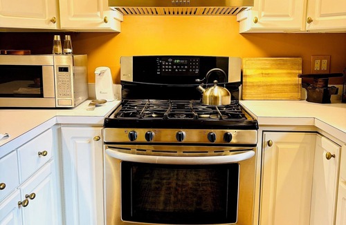 Indianapolis House | ON 62-acre Broad Ripple park and a mile from Broad Ripple village.