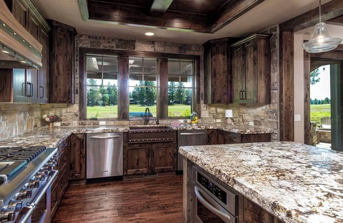 Sunriver House | ON CALDERA SPRINGS GOLF COURSE-Spacious 6-bedroom house in enchanting SunRiver!