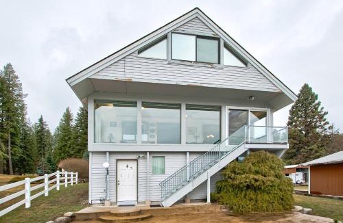 Bonner County House | On the Shoreline