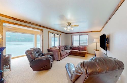 Bonner County House | On the Shoreline