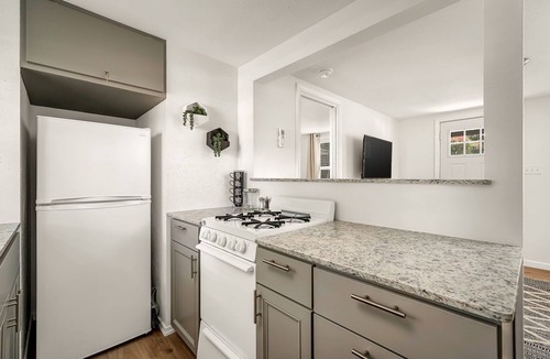 Fort Smith House | One bedroom duplex in desirable Park Hill