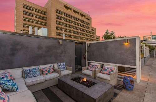 Historic Core Apartment | One Lux Stay HWH Downtown Los Angeles