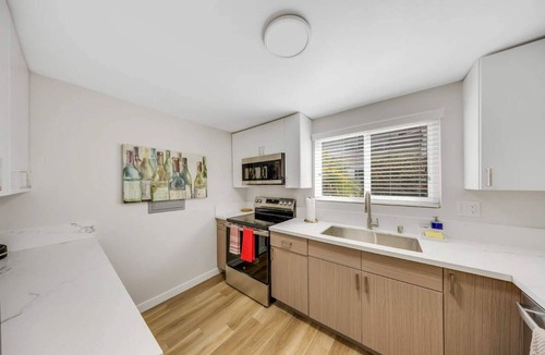 South Redondo Apartment | Oneluxstay 2BR Home Near the Beach