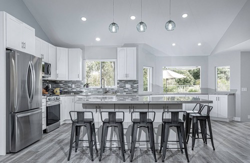 Aviara House | ~OPEN 7/27-30! Beachy Lagoon Getaway! Pool & Spa, Pets OK, Remodeled!~