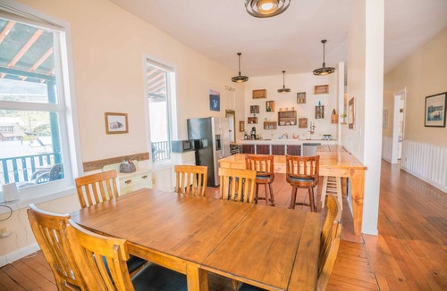 Philipsburg Condo | Opera House Loft - Historic Condo