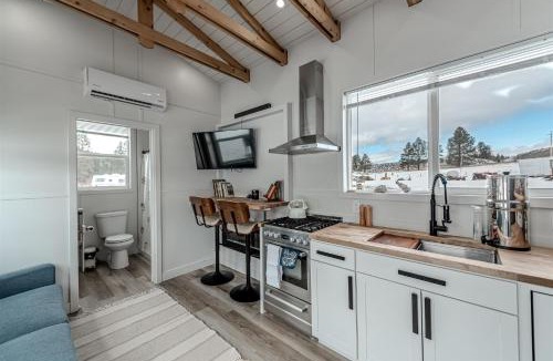 Ovando House | Orion Farmstead