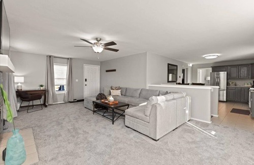 Lake Orion House | Orion Home Conveniently Located Near Great Lakes Crossing Mall and I-75 Freeway