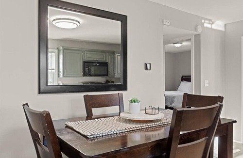 Lake Orion House | Orion Home Conveniently Located Near Great Lakes Crossing Mall and I-75 Freeway