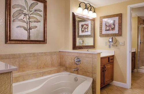 Lake Buena Vista Resort | Orlando Resort Escape Near Disney with Spacious 1BR Bonnet Creek Stay