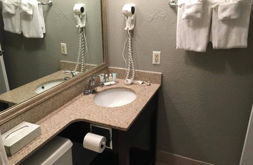 Fairview Shores House | Orlando room near Winter Park Village !