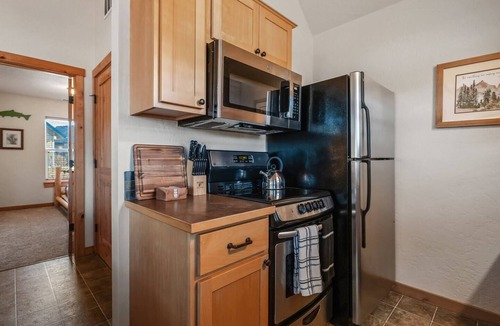 Dover Bay House | Osprey Catch - Lakefront Beach Bungalow