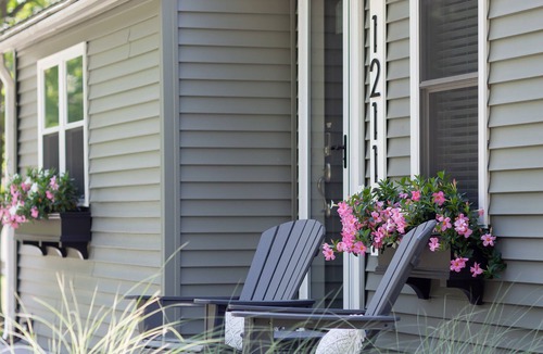 Crown Point House | Our Little Green House on 1acre, NO CLEANING FEE!