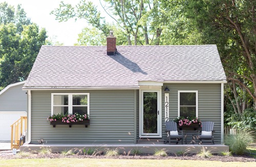Crown Point House | Our Little Green House on 1acre, NO CLEANING FEE!