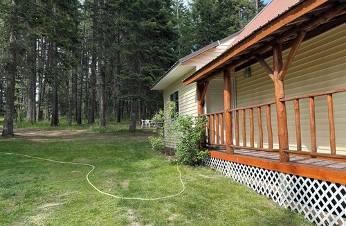 St. Maries Cabin | Our Little Yellow Cabin in remote North Idaho- a Perfect Getaway!