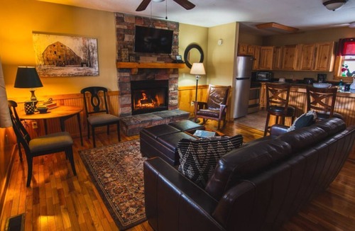 Laurelville Cabin | Outback - Hocking Hills