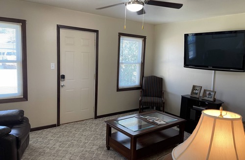 Medina House | Outdoorsman's Dream OR Quiet Family Get Away