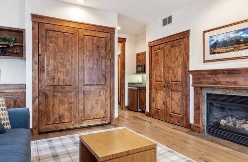 Jackson Condo | Outpost: Grand View 2710 - Air conditioning!