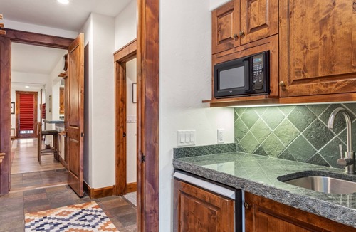 Jackson Condo | Outpost: Grand View 2710 - Air conditioning!