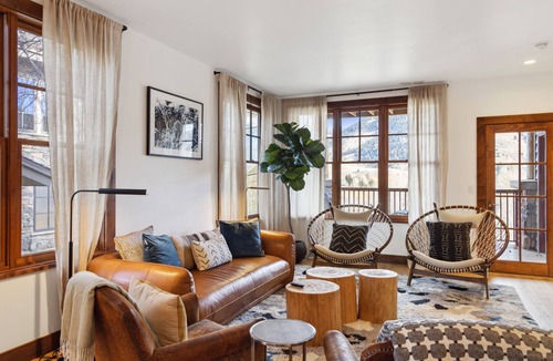 Jackson Condo | Outpost: Grand View 301 - Renovated Condo w/AC