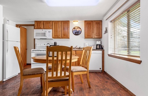 Jackson Condo | Outpost: Vine Street 4 - Close to Snow King!