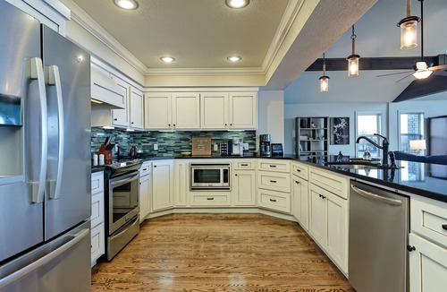 Beaver Shores House | Outstanding View Lake Access Spacious Lakehouse