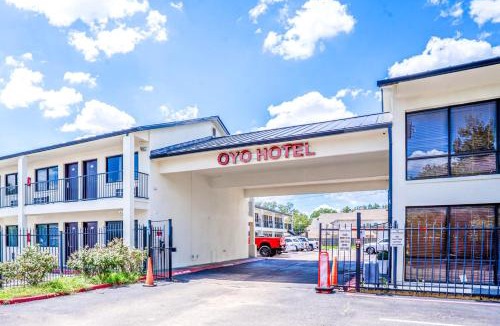 FM 1960 Hotel | OYO Hotel Houston N Fm-1960 Champions TX