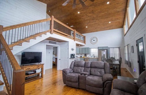 Compton House | Ozark Escape - Hot Tub, Mountain Views, Near River