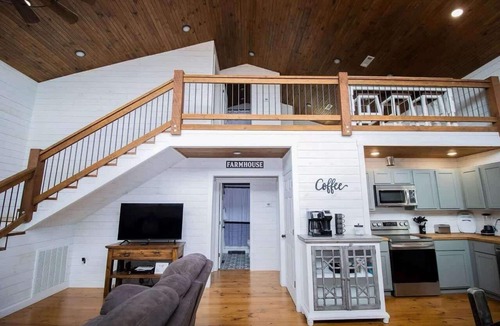Compton House | Ozark Escape - Hot Tub, Mountain Views, Near River