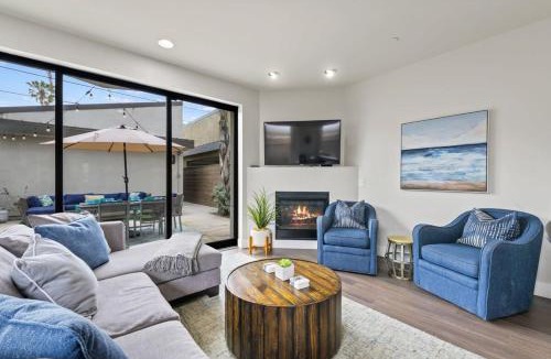 Crown Point House | Pacific Beach Paradise by Cardo -Spacious Retreat