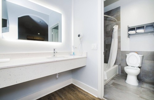 Fairbanks Hotel | Palace Inn Fairbanks