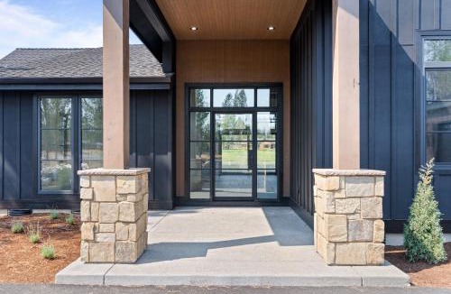 Bend House | Palla Wake home
