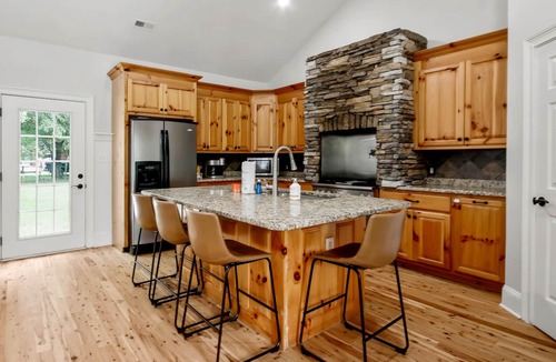 Socastee House | Palm & Gem | Luxury home in Myrtle Beach with resort-style pool, outdoor kitchen