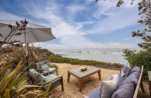 Moss Beach Cottage | PANORAMIC OCEANFRONT PROPERTY ~ SEA GLASS COTTAGE!