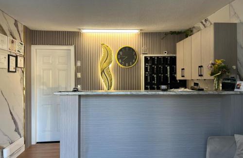 Sicamous Hotel | Paradise Motel