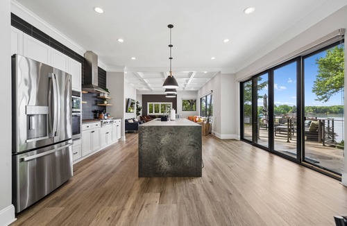 Mount Mourne House | Paradise Peninsula - Luxurious Home w pool, hot tub, beach, kayaks