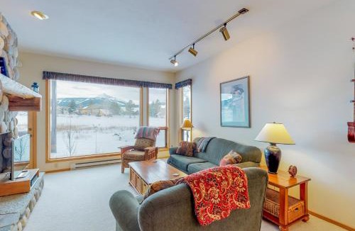 Big Sky Meadow Village Apartment | Park 282