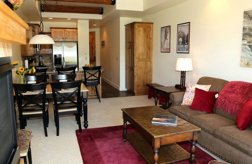 Kimball Junction House | Park City with a view on the Swaner Preserve