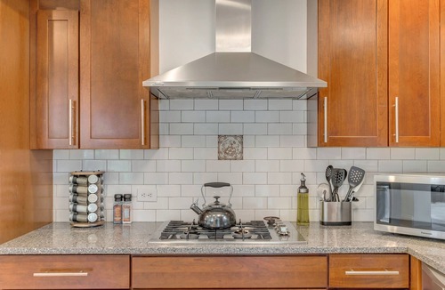 North Downtown House | Park Street Cottage - 5 bdrm/4 bath - North Downtown