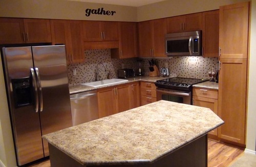Downtown Leavenworth Condo | PARK @ THE CONDO AND WALK TO TOWN. POOLS & HOT TUBS OPEN NOW, PRETTY VIEWS