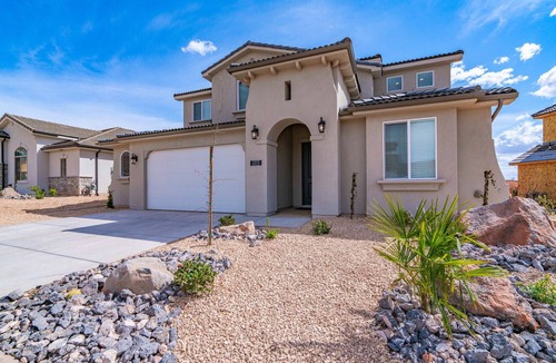 Washington House | Paseos Place: Spacious new 5BR near Zion Ntnl Park.