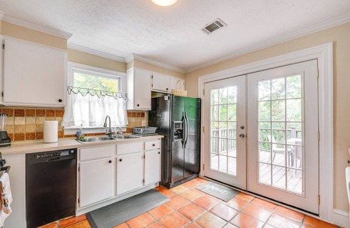 Westside House | Patio & Outdoor Dining! ATL Stay Near Int’l Soccer