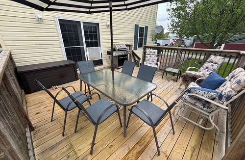 Patton House | Pattonia-Sleeps 13 comfortably in the Laurel Highlands